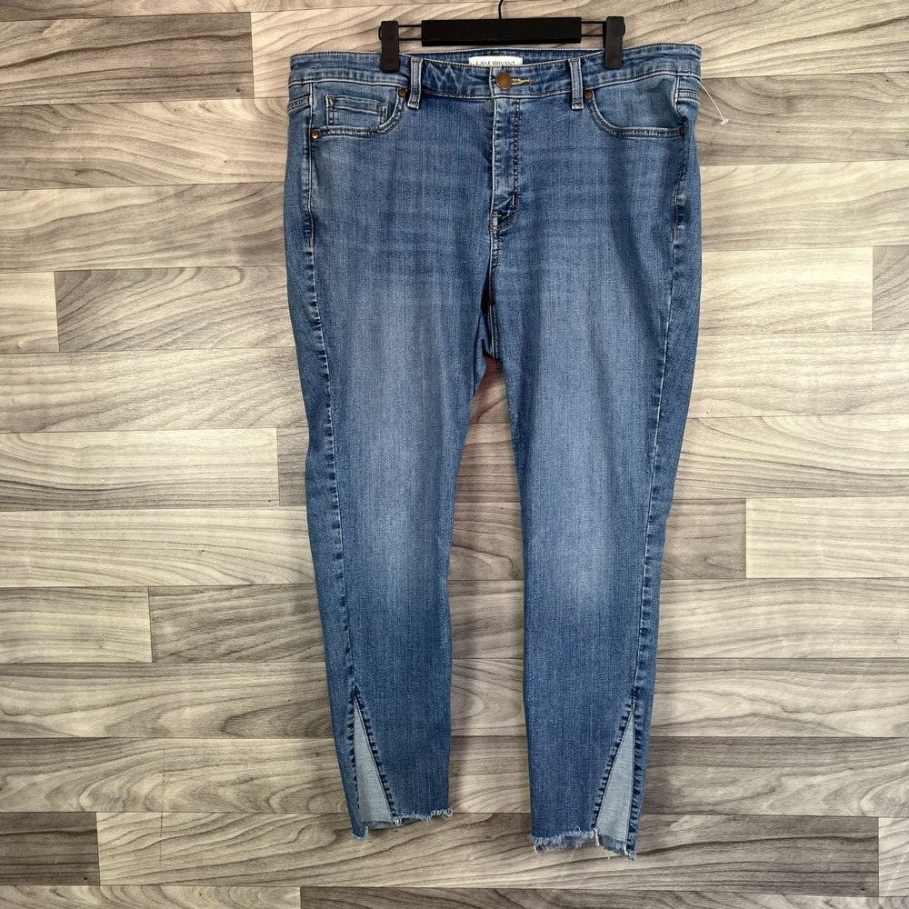 Lane Bryant Jeans Womens 18 (37x26) Blue Denim Skinny Leg Medium Wash Frayed Hem